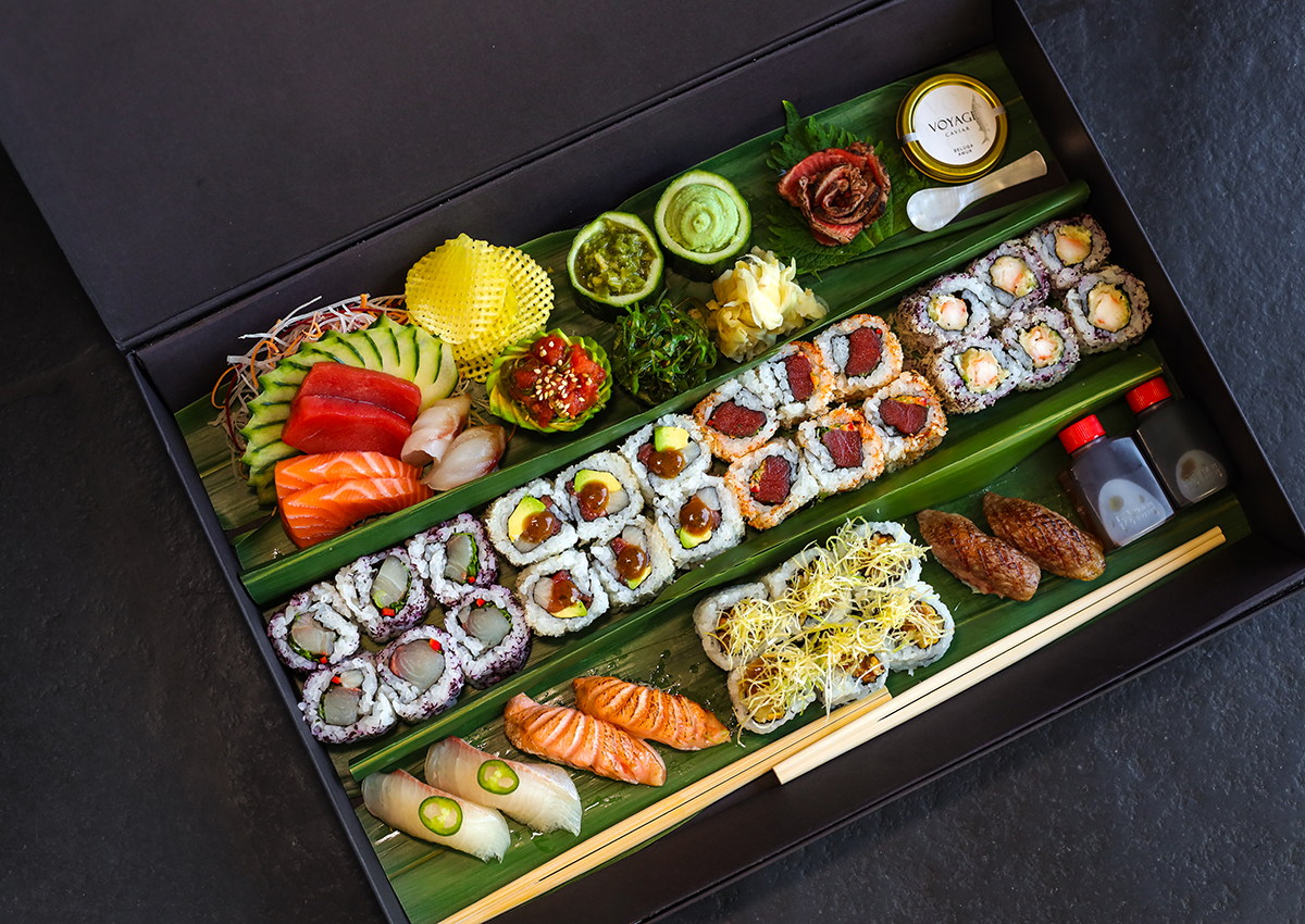 IZAKAYA Sushi Case